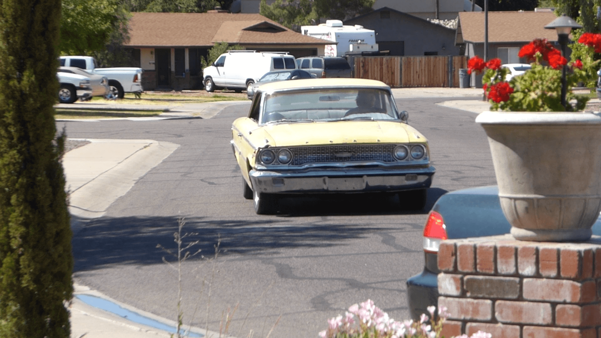 Initial road testing 1963 Ford Galaxie 500 Fastback